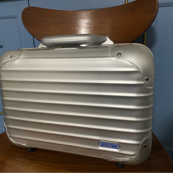 Rimowa - Picture 4 of 10